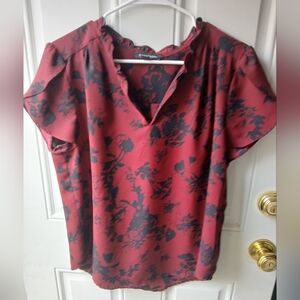 41 Hawthorn Floral Blouse Red & Black Size Large